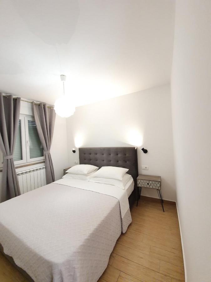 Apartments Karla 比比涅 外观 照片